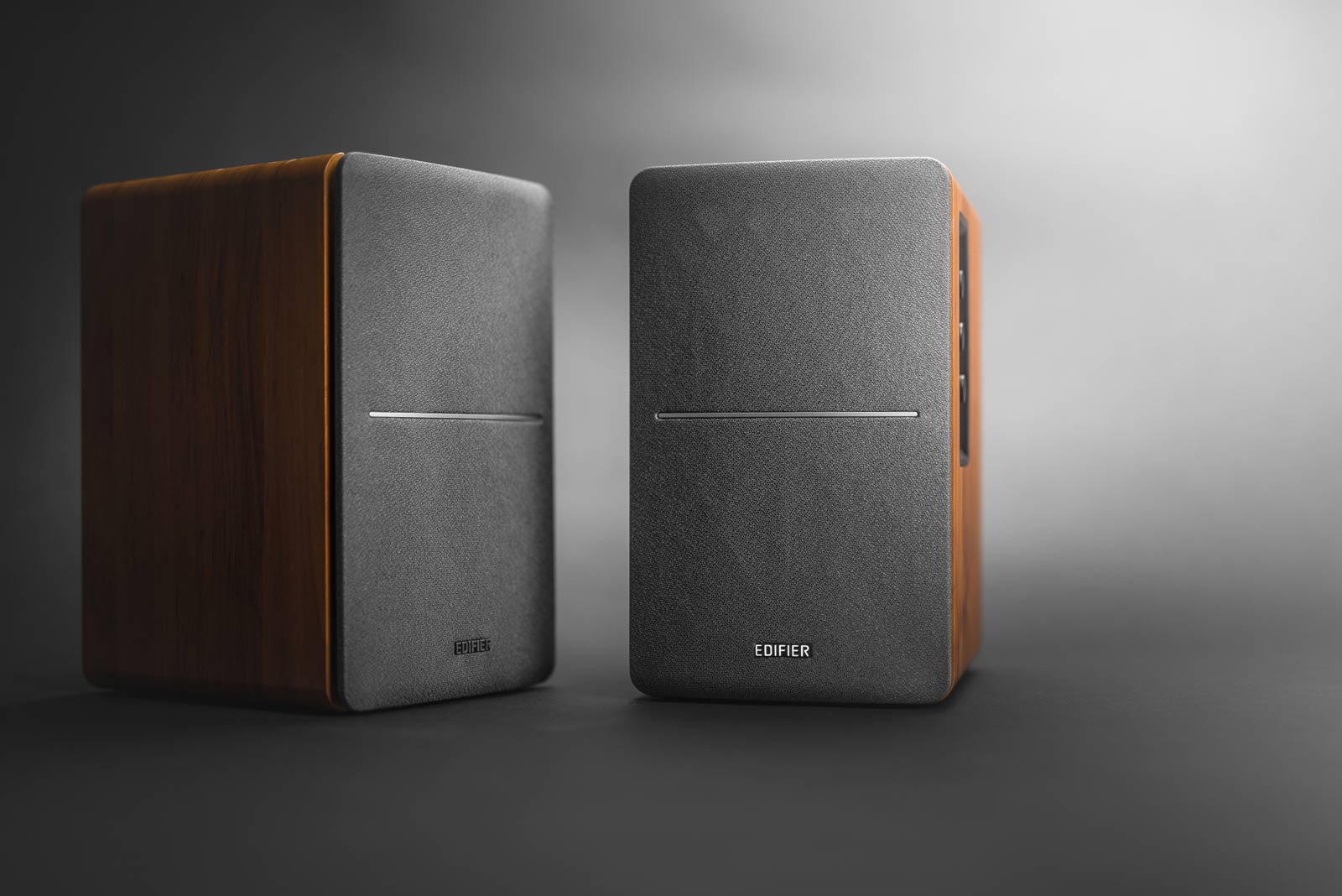 R1280DB Powered Bluetooth Speakers (Certified Refurbished) - Image 15