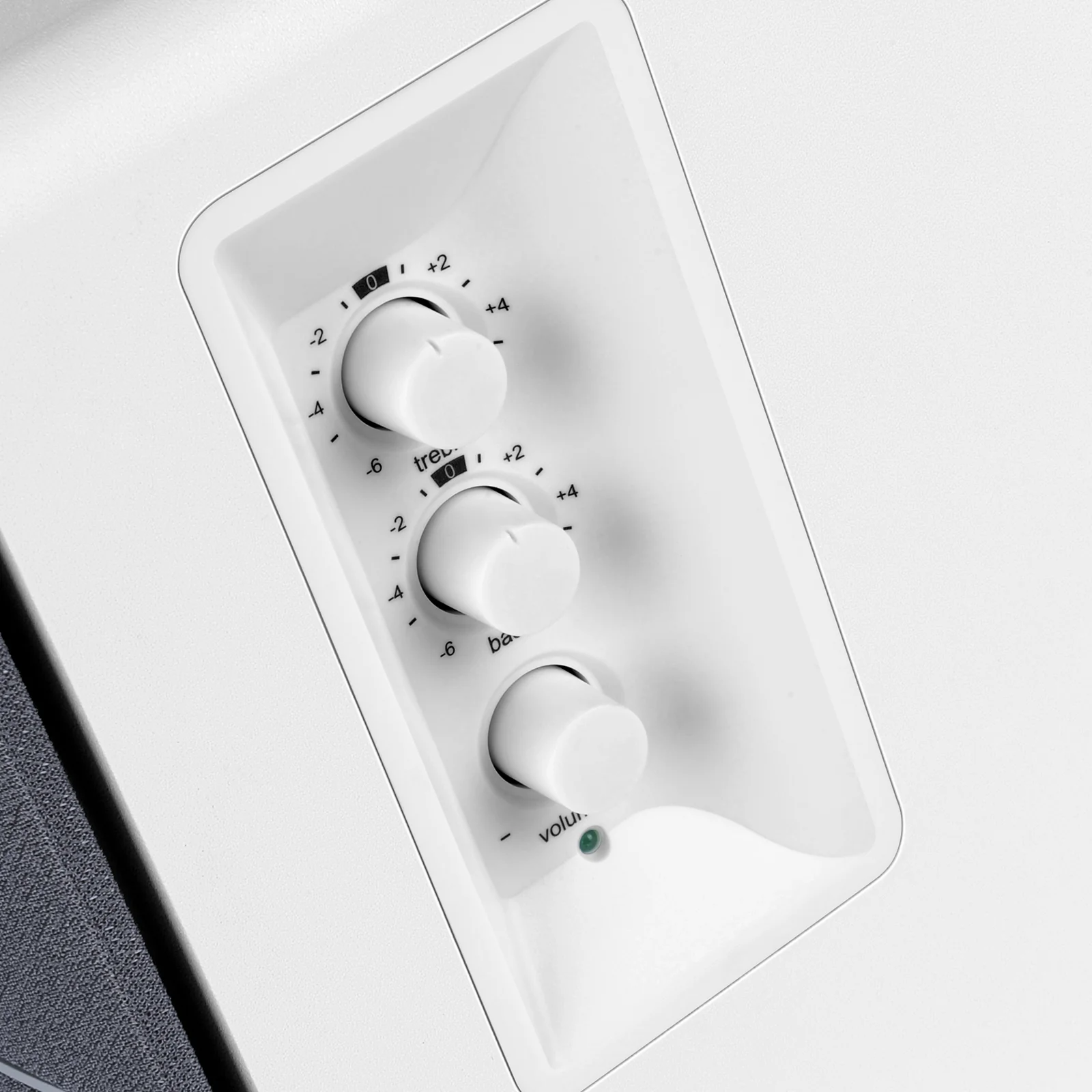 R1280T Powered Bookshelf Speakers - Image 10