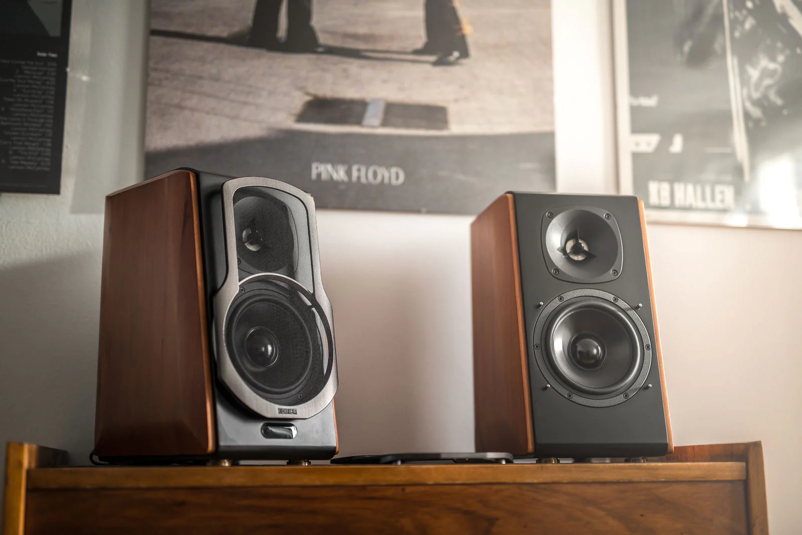 S2000Pro Powered Bluetooth Bookshelf Speaker - Image 6