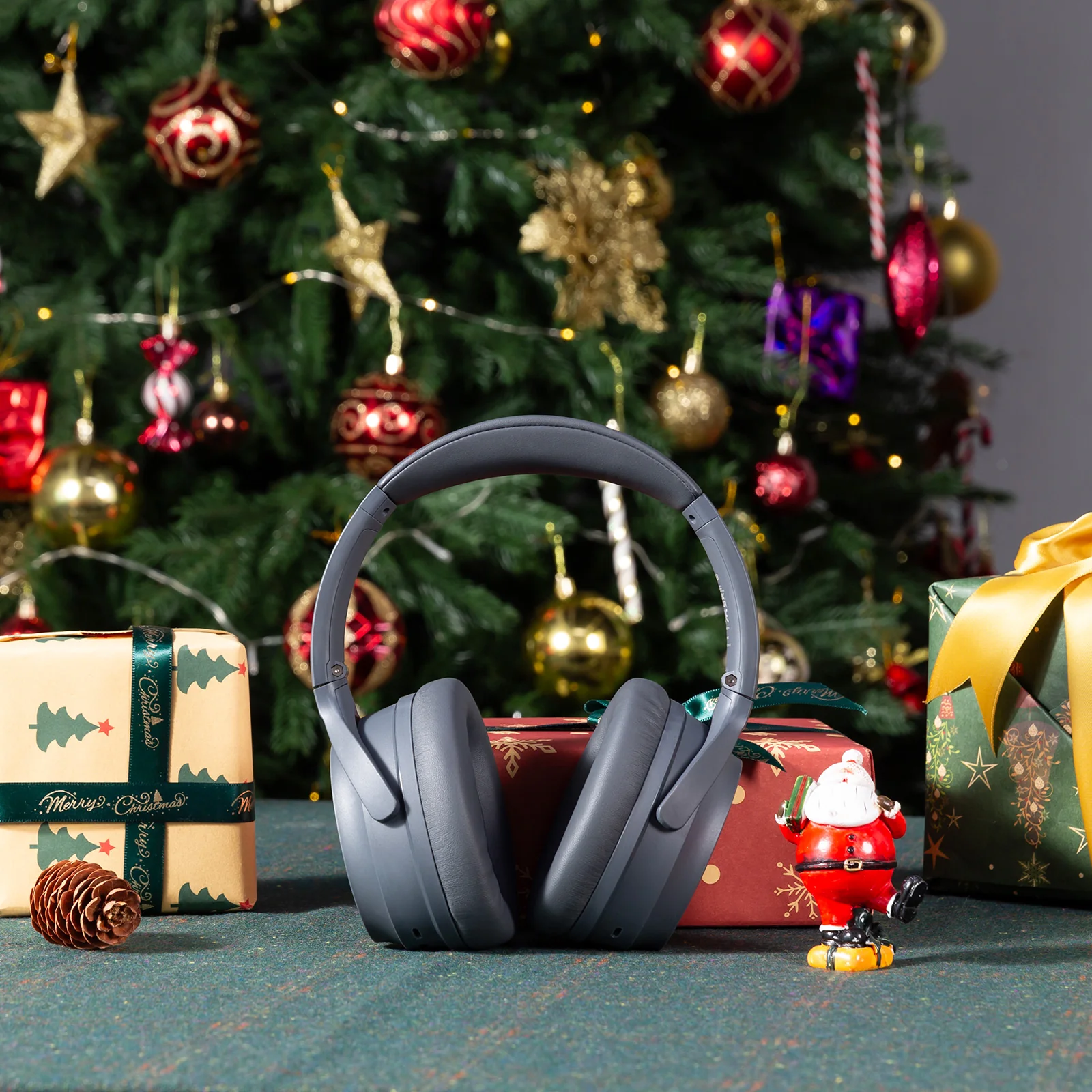 WH700NB Wireless Active Noise Cancellation Over-Ear Headphones - Image 3