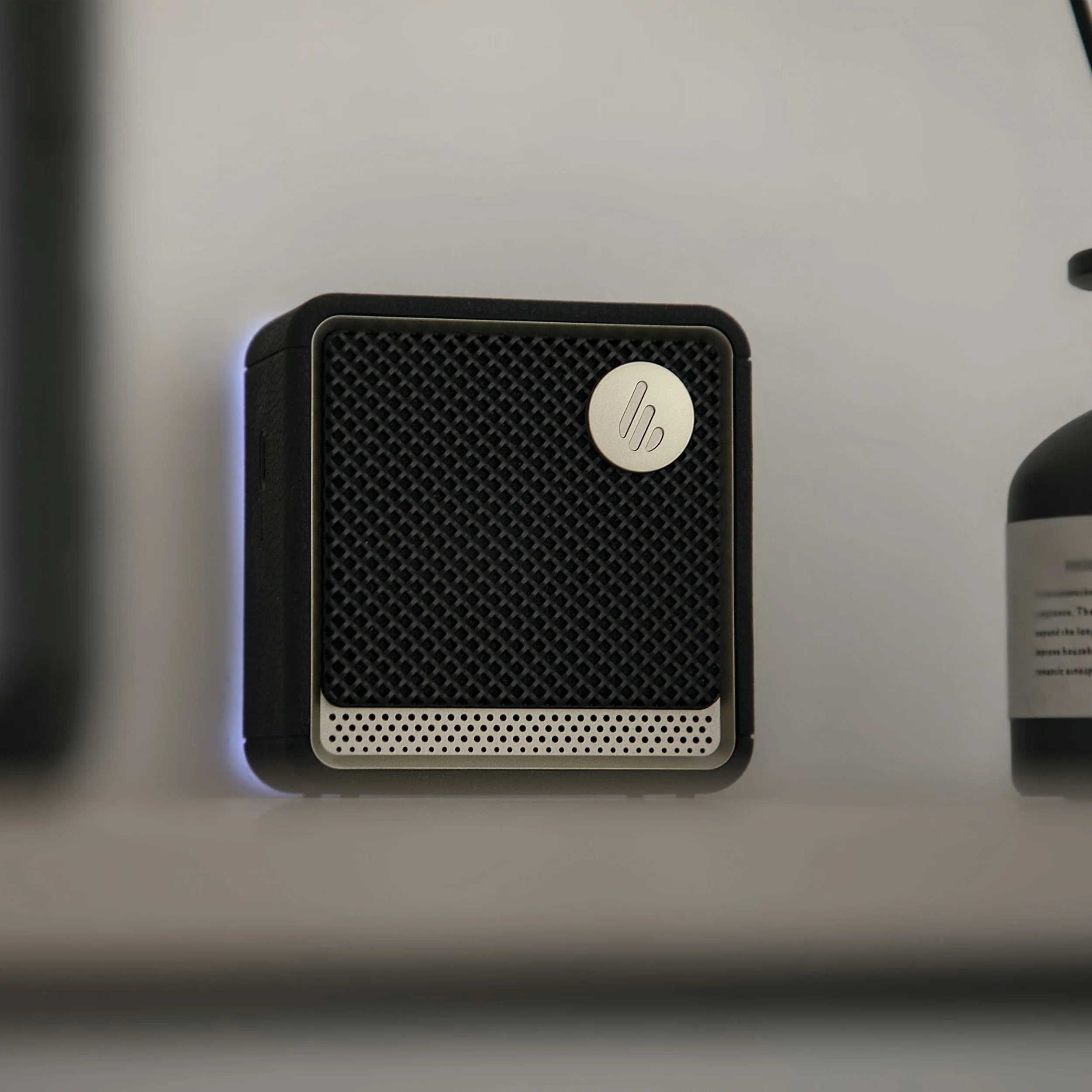 ES20 Portable Bluetooth Speaker - Image 5