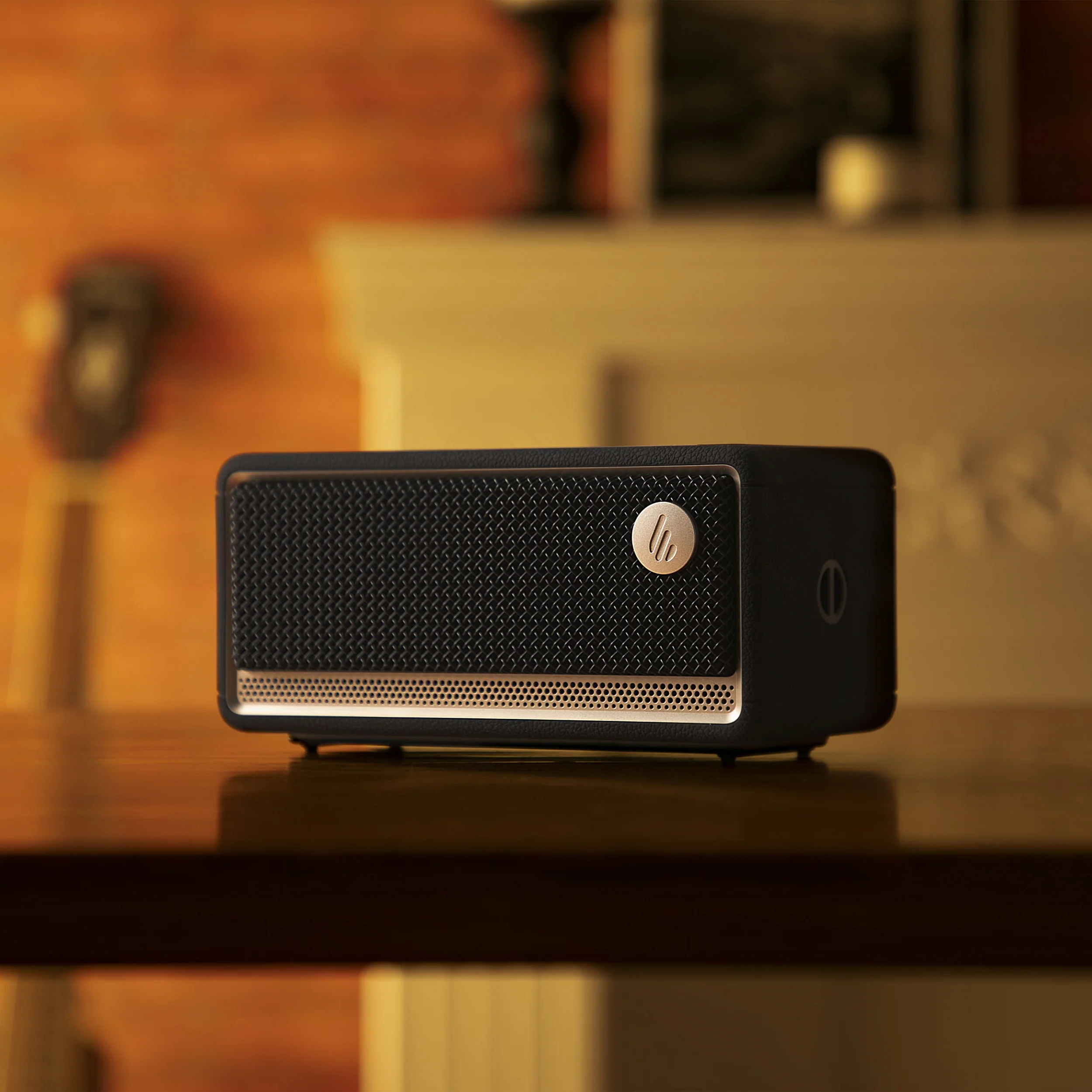 ES60 Portable Bluetooth Speaker - Image 5