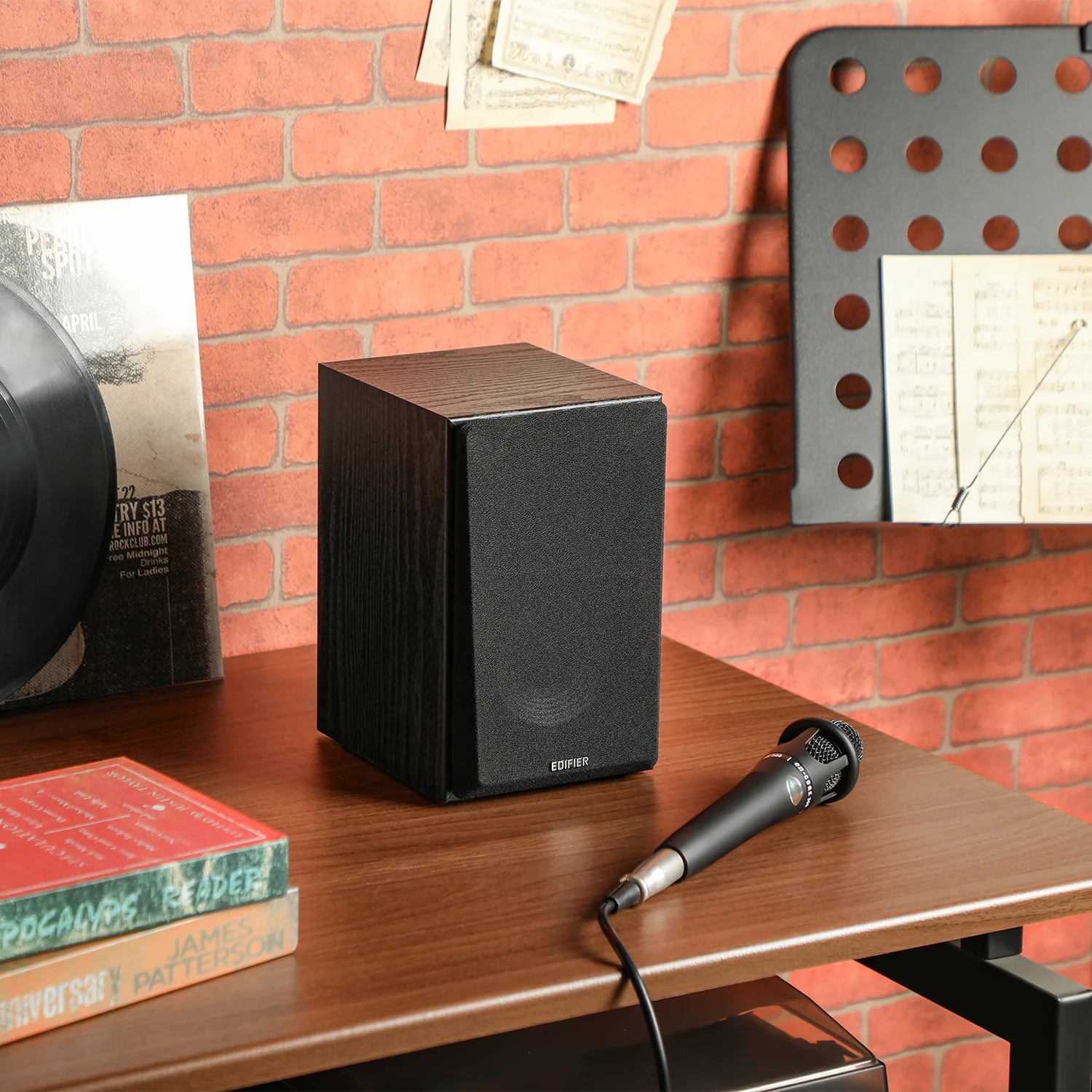 R990BT 2.0 Active Multimedia Speakers - Image 5